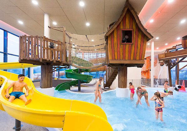 Wasserfreude im Kinderhotel im Bayerischen Wald
